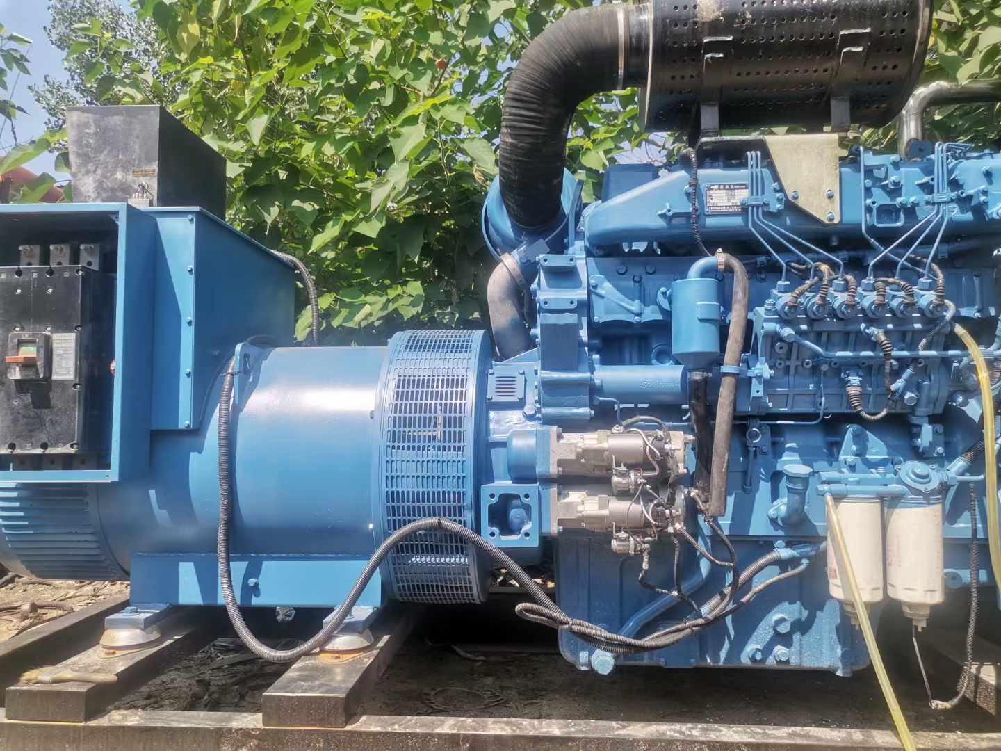志丹详细说明降低 800kW 柴油发电机输出电流波动的方法